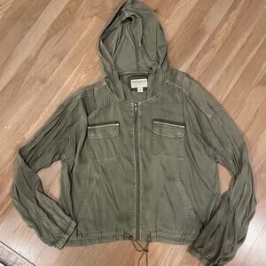 Marrakech Zip Up Jacket in Green. Size X-Large
